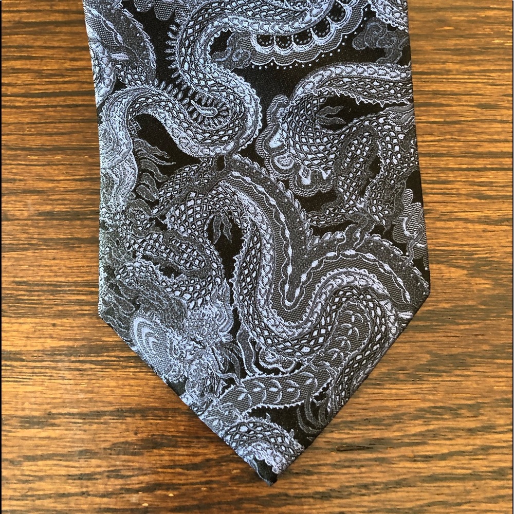 Tie👔